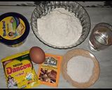 Foto langkah ke 1 dari resep Resep Donat Empuk Dan Lembut Tanpa Mixer Tanpa Bread Improver.