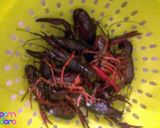 A picture of step 13 of Preparing and Serving Crayfish.