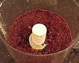 A picture of step 8 of Chocolate Crunch Layer Cake.