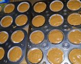 A picture of step 5 of Cheesecake filled pumpkin muffins.
