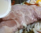 Foto del paso 3 de la receta: Pechito de cerdo al vino blanco