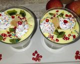 A picture of step 3 of Trifle pudding.