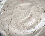 A picture of step 7 of Fruit Cocktail Pie.