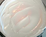 A picture of step 6 of Fruit Cocktail Pie.