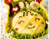A picture of step 5 of Melon Panna Omurice Charaben.