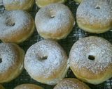 Foto langkah ke 16 dari resep Donat Premium Super Empuk (Dijamin 😋😋😋).