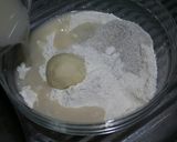 A picture of step 4 of Black Kabocha Squash Bread.