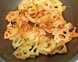 A picture of step 6 of Easy Yummy Garlic Lotus Roots.