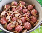 Hackbällchen nach Jäger Art Rezeptschritt 3 Foto