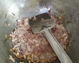 A picture of step 4 of Prawn pulao.