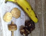 A picture of step 1 of Tamaind banana chatani.