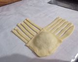 Foto langkah ke 5 dari resep Roti Ketupat aka Roti Tikar.