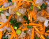 Foto langkah ke 2 dari resep Salad Gulung ala Vietnam.
