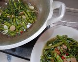 Foto langkah ke 6 dari resep Kangkung Tumis Tauco.