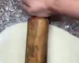 A picture of step 3 of Steamed Chicken Momos.