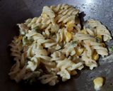 A picture of step 5 of Cheesy Mayo Pasta.