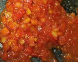 Foto del paso 1 de la receta: Zucchini con camarones cocidos en salsa de tomate