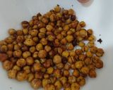 A picture of step 3 of Roasted chickpeas. Airfyer.