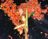 Foto langkah ke 2 dari resep Pedesan Ayam: Gurih, Pedas, Enak.