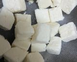 A picture of step 1 of Paneer chingari.