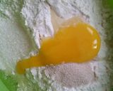 Foto langkah ke 3 dari resep Roti Goreng Wortel.