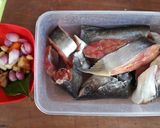 Foto langkah ke 1 dari resep Sup Ikan Patin.