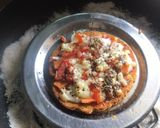 ભાખરી પીઝા (Bhakhri Pizza Recipe In Gujarati) રેસીપી સ્ટેપ4ફોટો