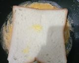 Foto langkah ke 1 dari resep Roti Telur Keju.