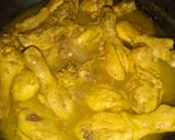 Foto langkah ke 3 dari resep Ayam ungkep kuning.