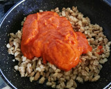 Foto del paso 6 de la receta: Espaguetis con salsa de pimientos asados y soja texturizada