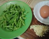Foto langkah ke 1 dari resep Cah Buncis Telur.