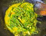 Foto langkah ke 3 dari resep Jukut Bejek Kacang Panjang.