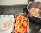 Foto del paso 1 de la receta: Fideuá de langostinos