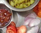 A picture of step 1 of Tasty roti wraps.