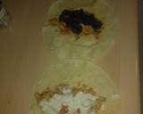 Foto del paso 7 de la receta: Fajitas de pollo con verduras (salsa de yogur/salsa de frambuesas)