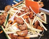 Foto del paso 5 de la receta Fideos chinos de maíz