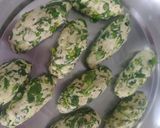 A picture of step 3 of Methi Muthia.