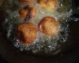 A picture of step 5 of Cauliflower bread rolls.