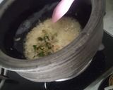 A picture of step 5 of Lasuni Dal Palak Khichdi.