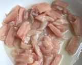 Csípős csirkemellcsíkok burgonyagolyóval recept fázis 2 fotója