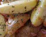 Foto langkah ke 4 dari resep Spicy Potato Wedges.
