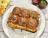 A picture of step 4 of Garlic Butter Sliders.