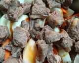 A picture of step 2 of Tomato Braised Beef.