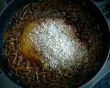 Foto del paso 12 de la receta: Merluza rellena con jamón serrano y mozzarella, arroz de fideo.