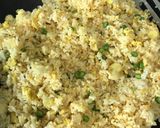 Gambar langkah 3 resipi Nasi Goreng Telur Versi InaZ.