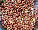 Hình bước làm 1 của món Đậu Phộng Rang Bơ Tỏi