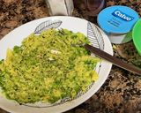 Foto del paso 2 de la receta: Montaditos de queso con crema de aguacate y atún