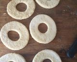 A picture of step 6 of Doughnuts.