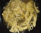 Foto langkah ke 2 dari resep Jamur Enoki Goreng Crispy.