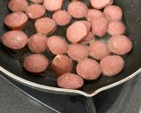 Foto langkah ke 1 dari resep Easy Cooking: Sausage Biefstuk (Bistik Sosis).